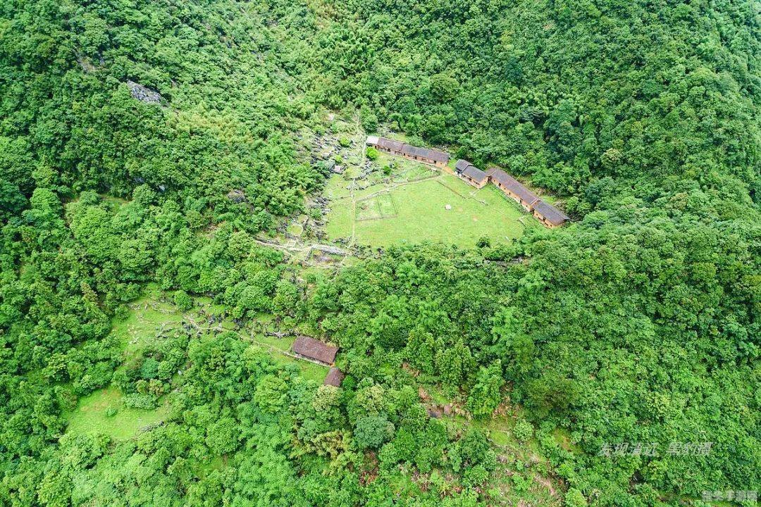 山青青路漫漫探秘攻略：一步一景，尽享自然之美